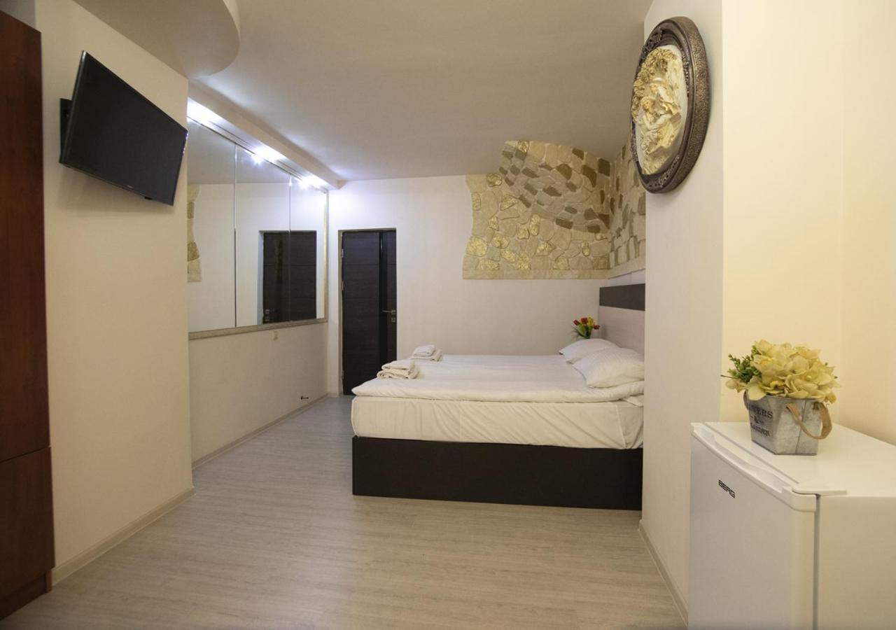 Hotel Premium Armenia เยเรวาน ภายนอก รูปภาพ