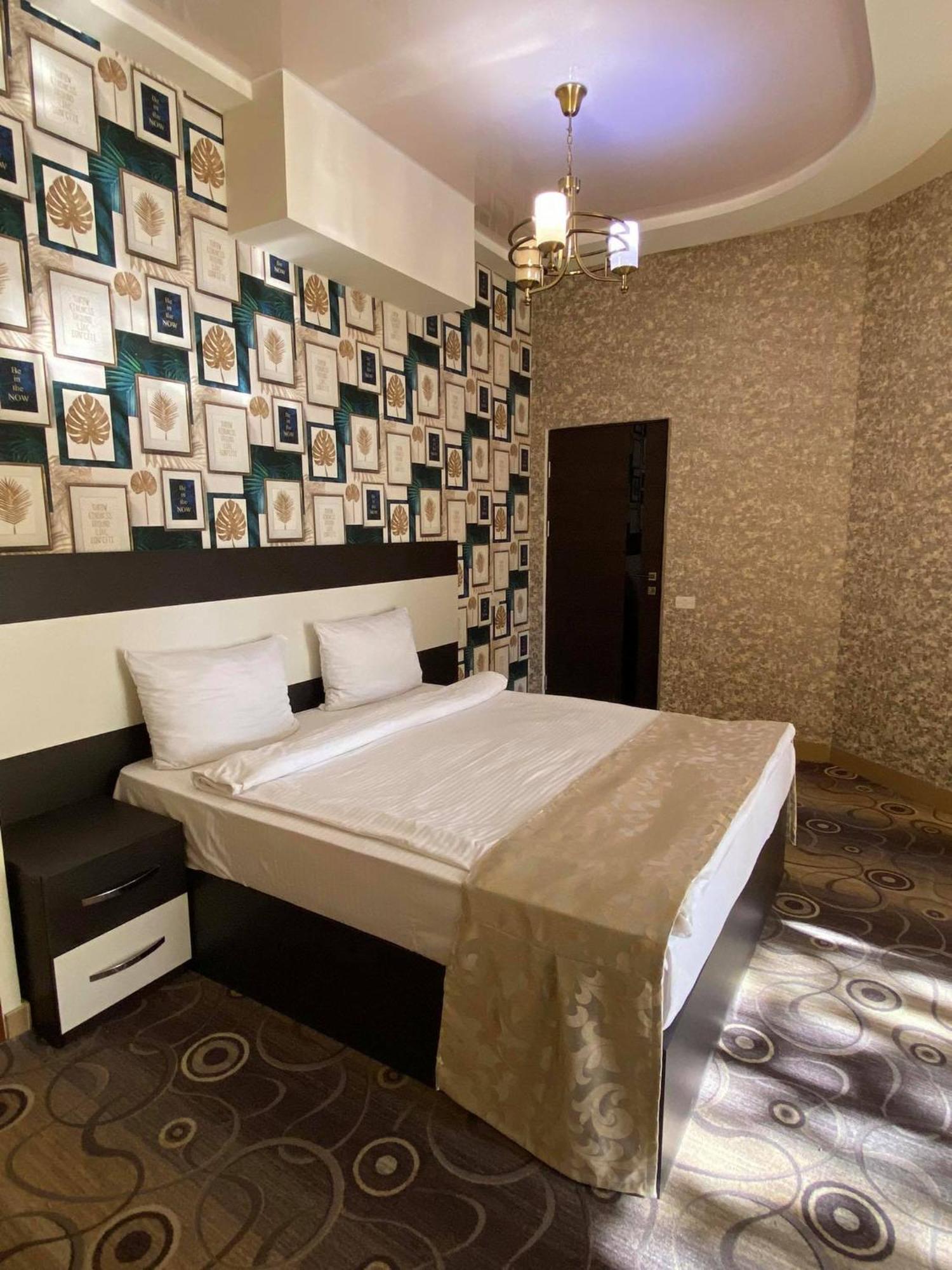 Hotel Premium Armenia เยเรวาน ภายนอก รูปภาพ